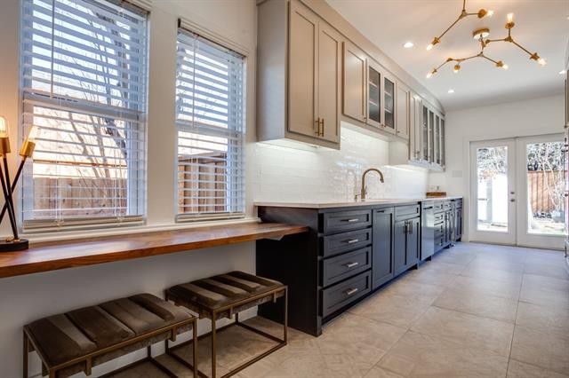 5210-Denton-Dr-IHOTW