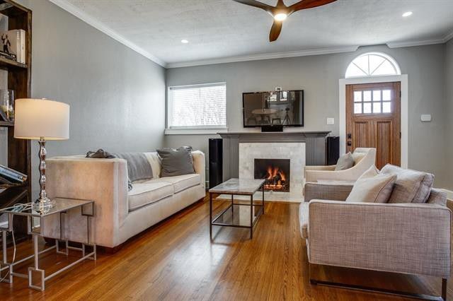 5210-Denton-Dr-IHOTW