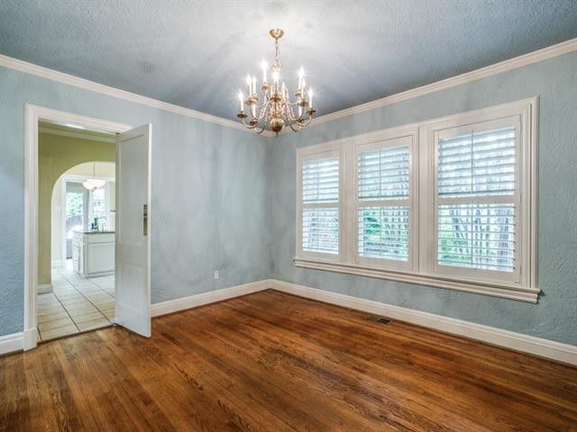 0_5338-merrimac-vector