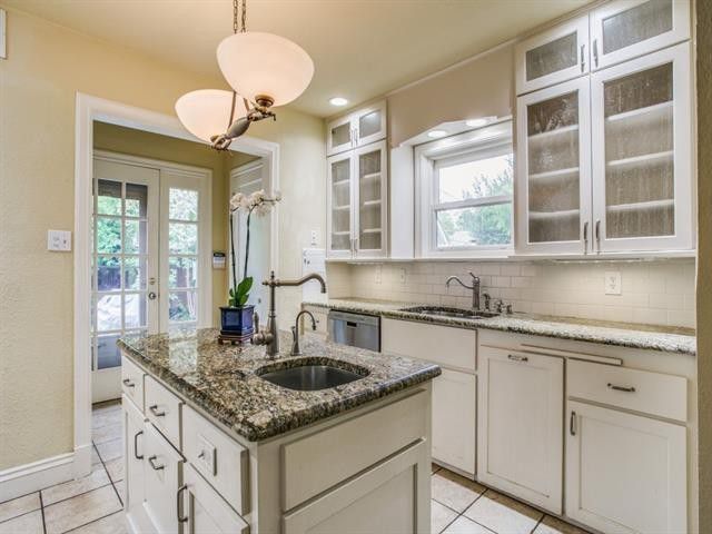 0_5338-merrimac-vector