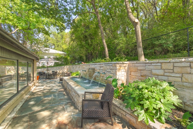 04_4501_Overton_Terrace_Court2-1