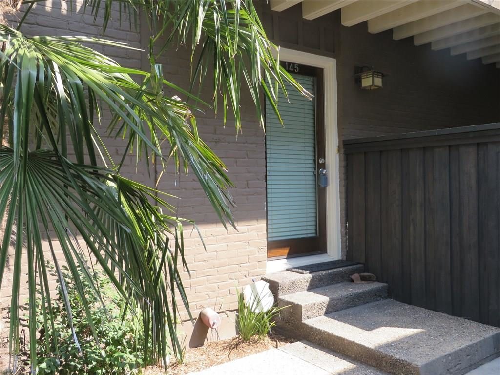 5904-Sandhurst-Lane-145-HCHOTW