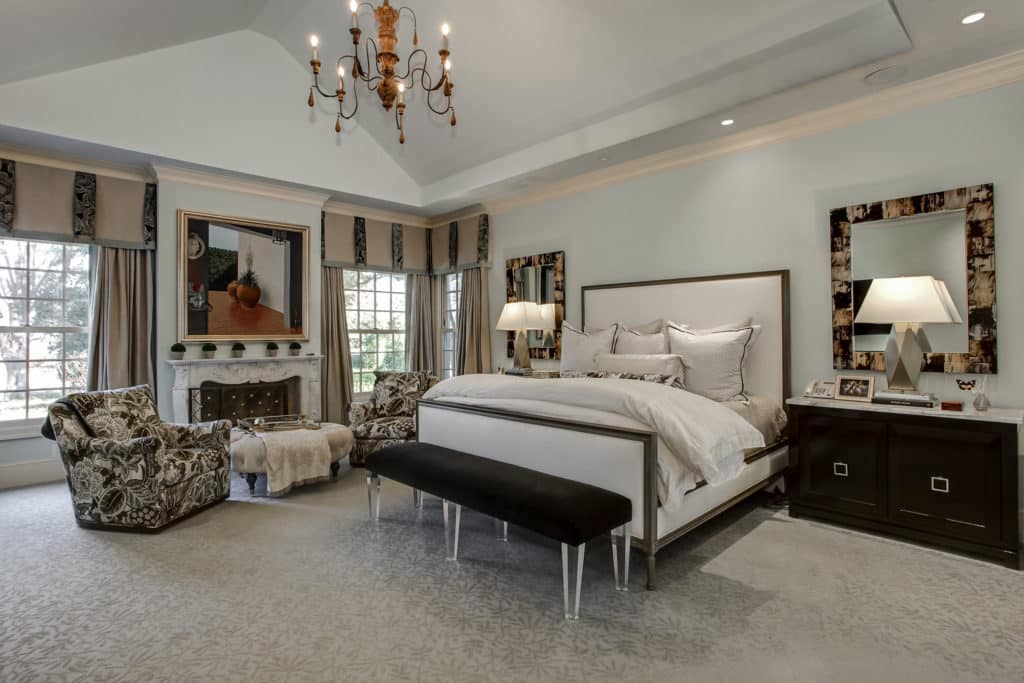 6158-Indian-Creek-Dr-3-1