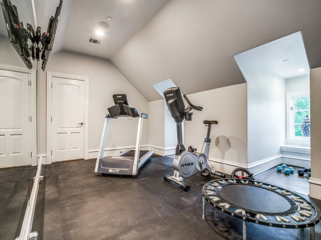 6346-desco-dr-dallas-tx-MLS-7-1024x768