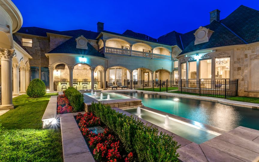 639-Stratford-Lane-A