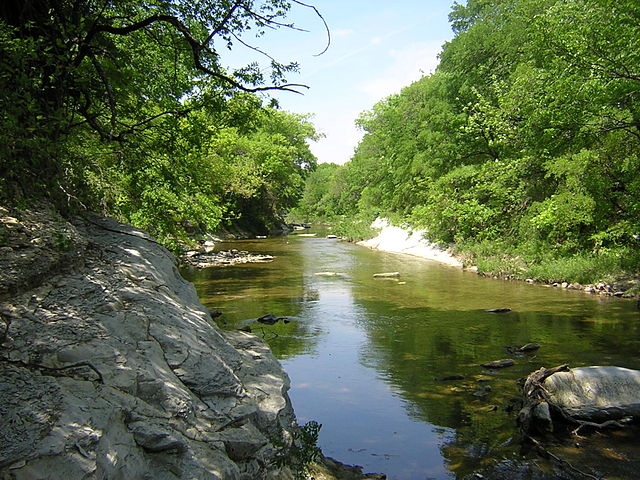 640px-White_rock_creek_dallas_county_texas