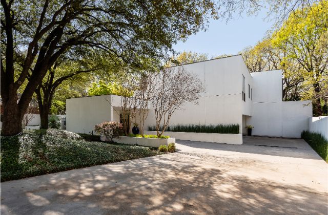 6511-Clubhouse-Circle-1