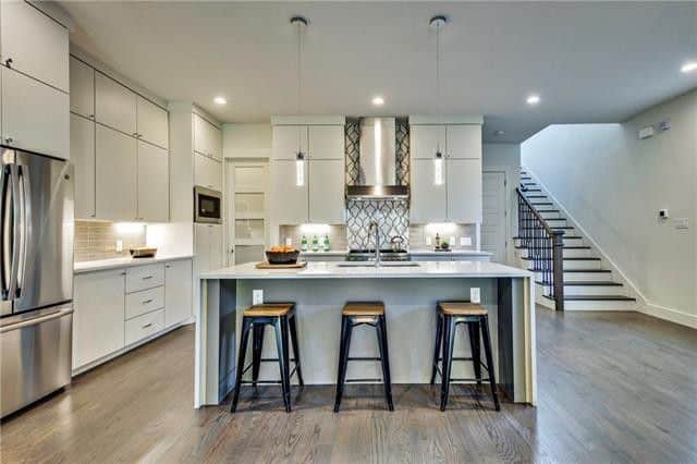 65f8472fec1c5bb1c698eb3e7dbcf0d8l-m0xd-w1020_h770_q80