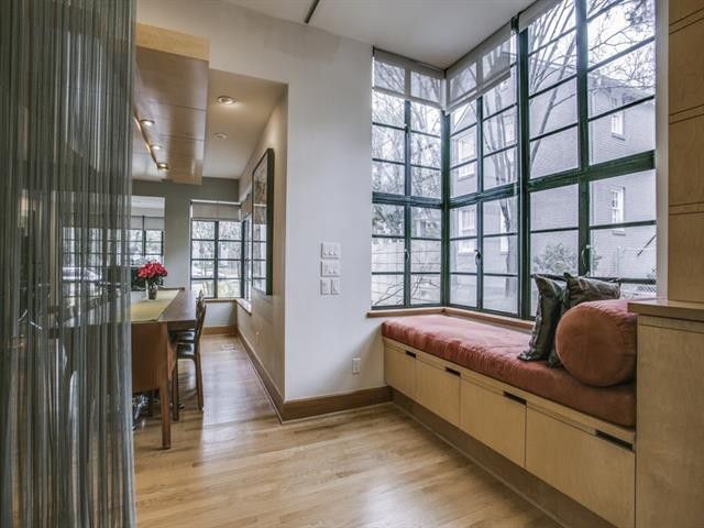 6843-Lorna-Ln-vector