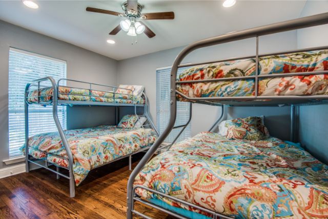 6906-webster-st-Vector