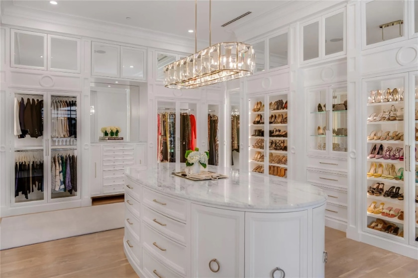 Luxury market

