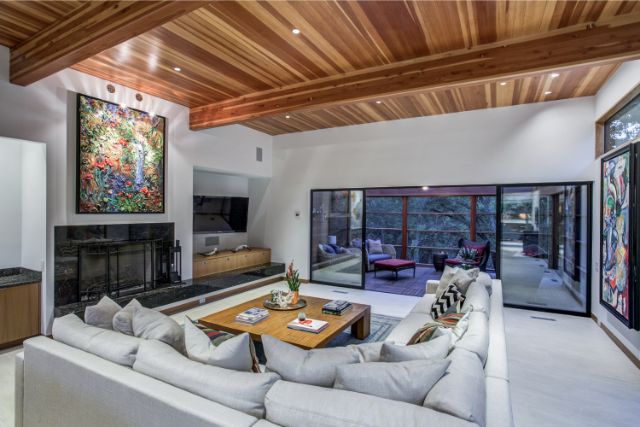 6945-lyre-ln-dallas-tx-High-Res-1