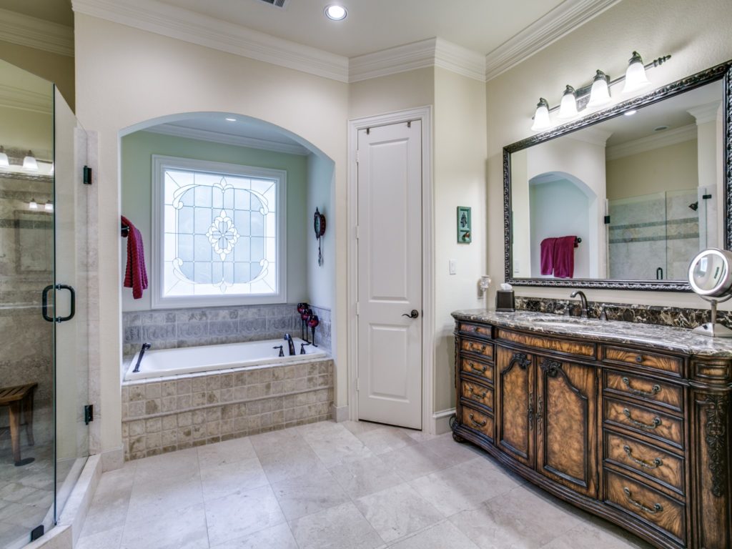 HCHOW700-eagles-landing-blvd-oak-point-tx-MLS-2