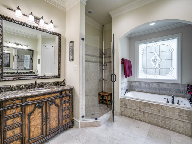 HCHOW700-eagles-landing-blvd-oak-point-tx-MLS-2