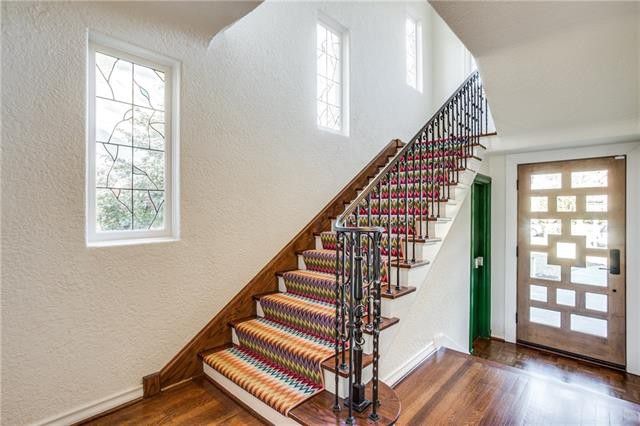 7006-Lakewood-Blvd-2