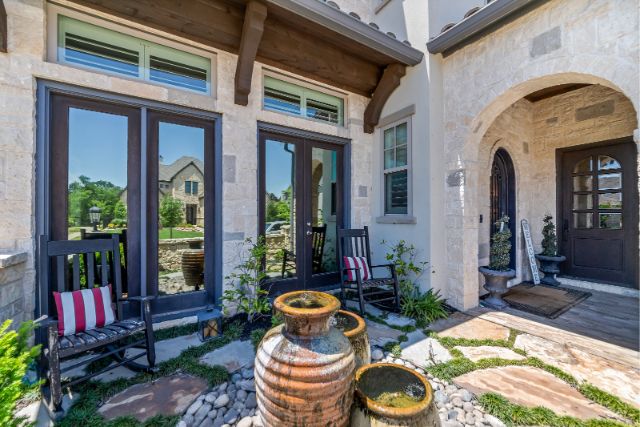 713-Lake-Carillon-Private-offering-Edited-1