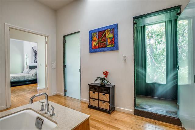 731-Kessler-Lake-Drive-Front-1