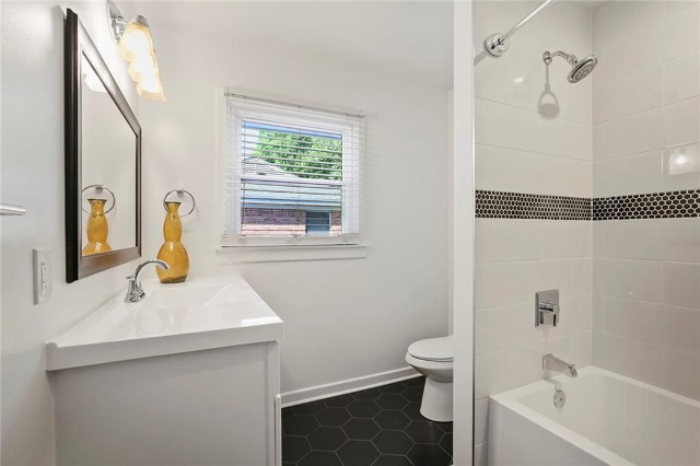 Wild-Valley-Combo-Exterior