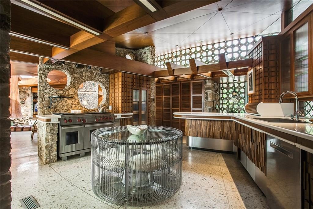 7505-Baxtershire-ext-1-1024x682