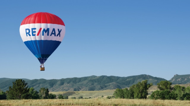 RE/MAX DFW Associates
