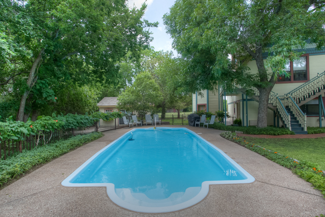 808-South-Lamar-Street-75-1-1