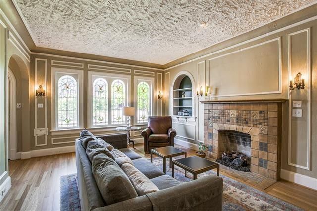 817754b55aa51956317872ad1eb58205l-m1xd-w1020_h770_q80