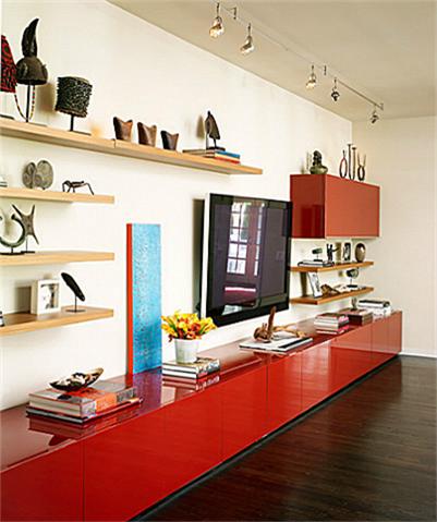 8205 Forest Hills Den