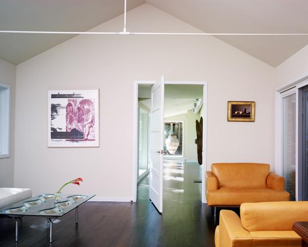 8205 Forest Hills Guest suite