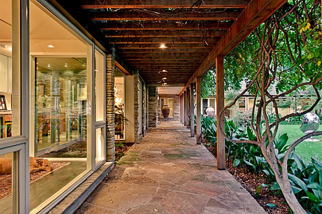 8205 Forest Hills Walkway