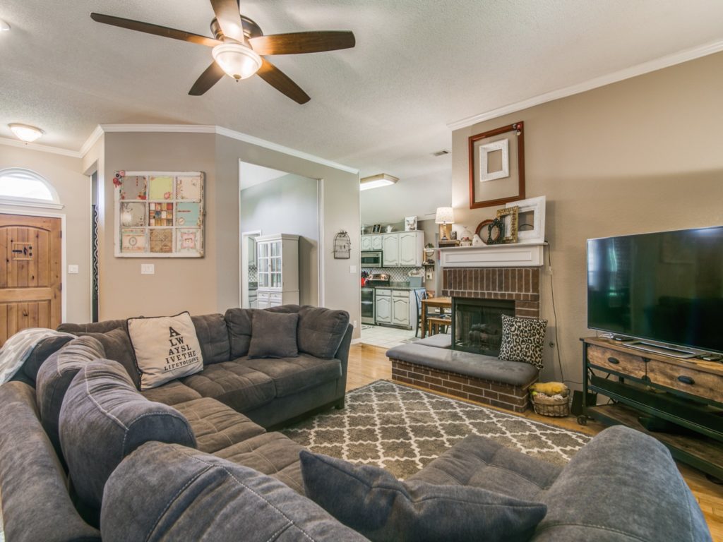 8417-meadowview-st-rowlett-tx-MLS-1-1