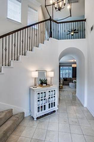 White-Rock-Villa-HCHOTW-1