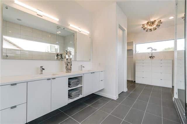 25427f943ef5040077f89584ed44654dl-m15xd-w1020_h770_q80