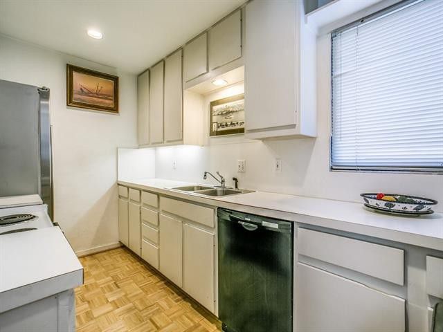 8ee996f1a2217d7940254fb2aa781ebbl-m0xd-w1020_h770_q80