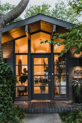 900-Bison-trail-Front