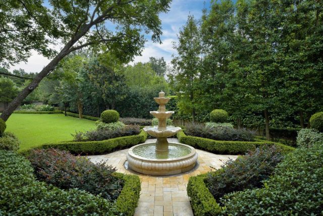 contemporary Mediterranean estate