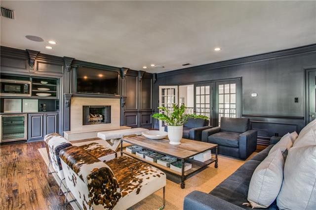 9346-Sunnybrook-Ln-1