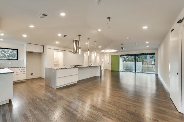 vec9938-Kilarney-Dr-_-44