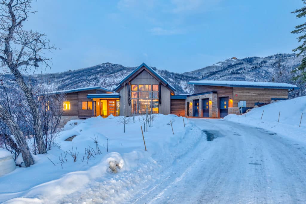 Alpine-Mountain-Ranch-Property-Twilight-Exterior-Ground-12-1024x683