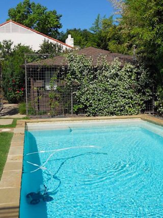 FullViewPool-1024x701