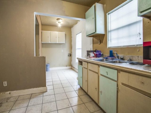 CDdallasunder100kwilderKITCH1-e1519325679831