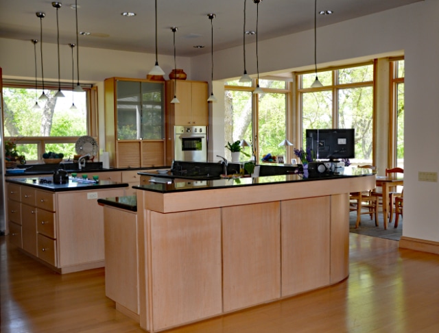 (Photo: Mimi Perez for CandyDirt.com)