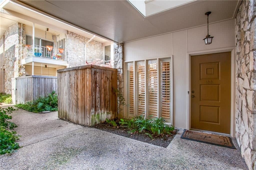 Diplomat-Condos-1024x682