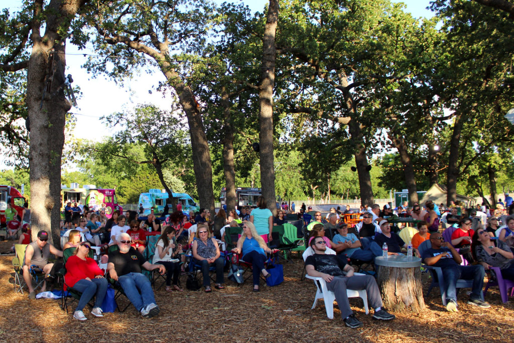 Farmers-Branch-crowd-1024x683