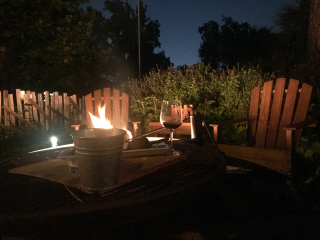 Frontyardliving_Stocker-e1547177445770