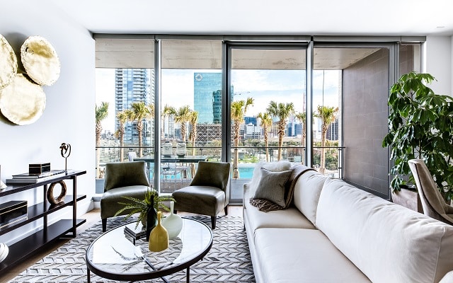 BLU_PHOTOS_MODEL-UNITS_COST-CHRIST-62_WebSocial-1