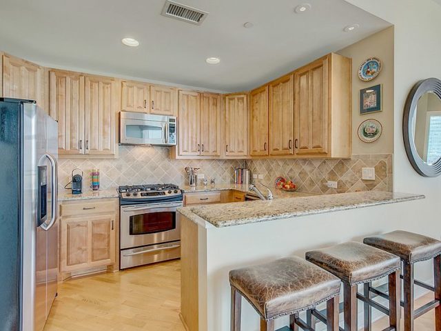 ISj7dq023vdr0v1000000000-e1567119197330