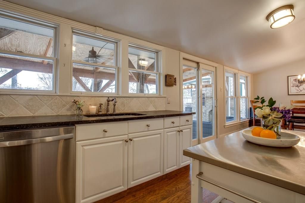 IS23nex09no2ug0000000000-1024x683