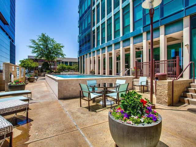 ISj7dq023vdr0v1000000000-e1567119197330