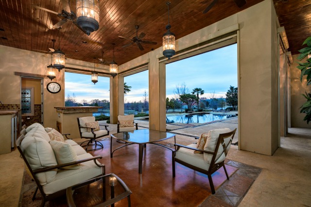 King-EXT-Drone-Creative0039A