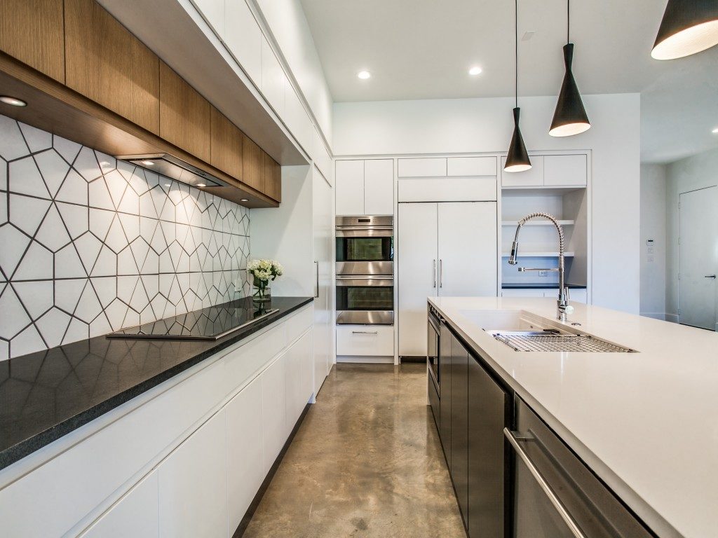 RearYardFullView-1024x768